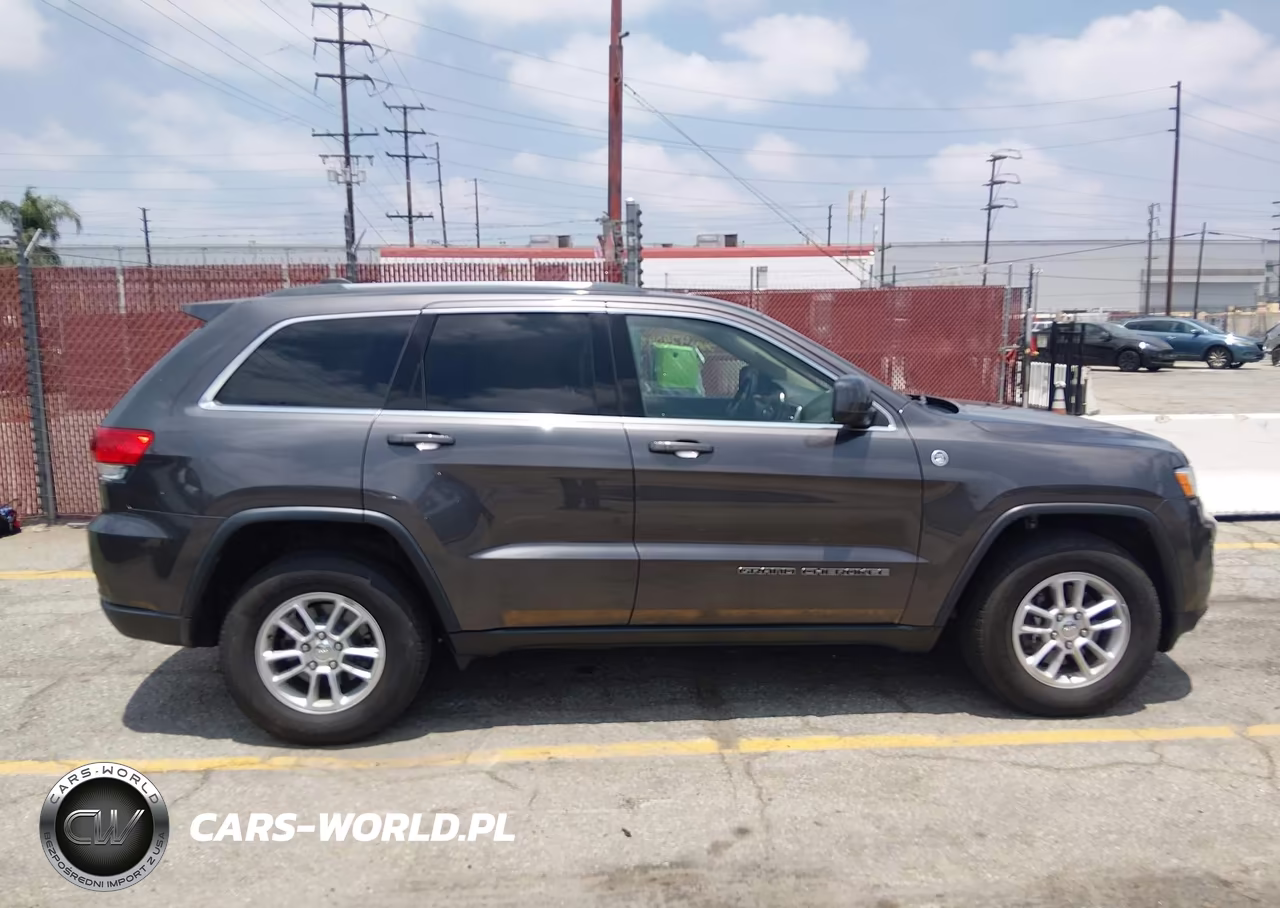 2019 Jeep Grand Cherokee Laredo E 4X4 VIN:1C4RJFAG8KC837020 - 13