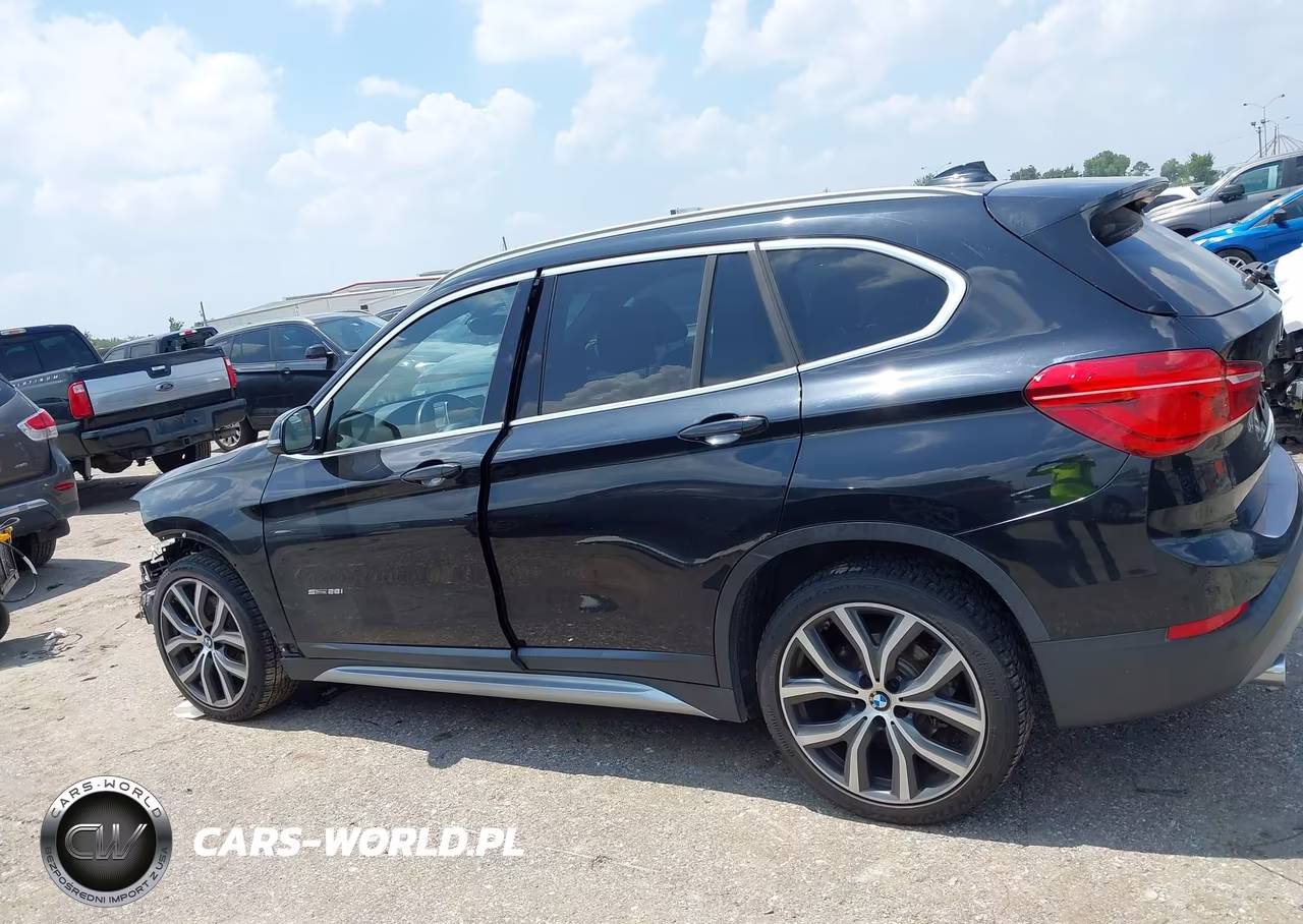 2017 BMW X1 Sdrive28I VIN:WBXHU7C33H5H37381 - 14