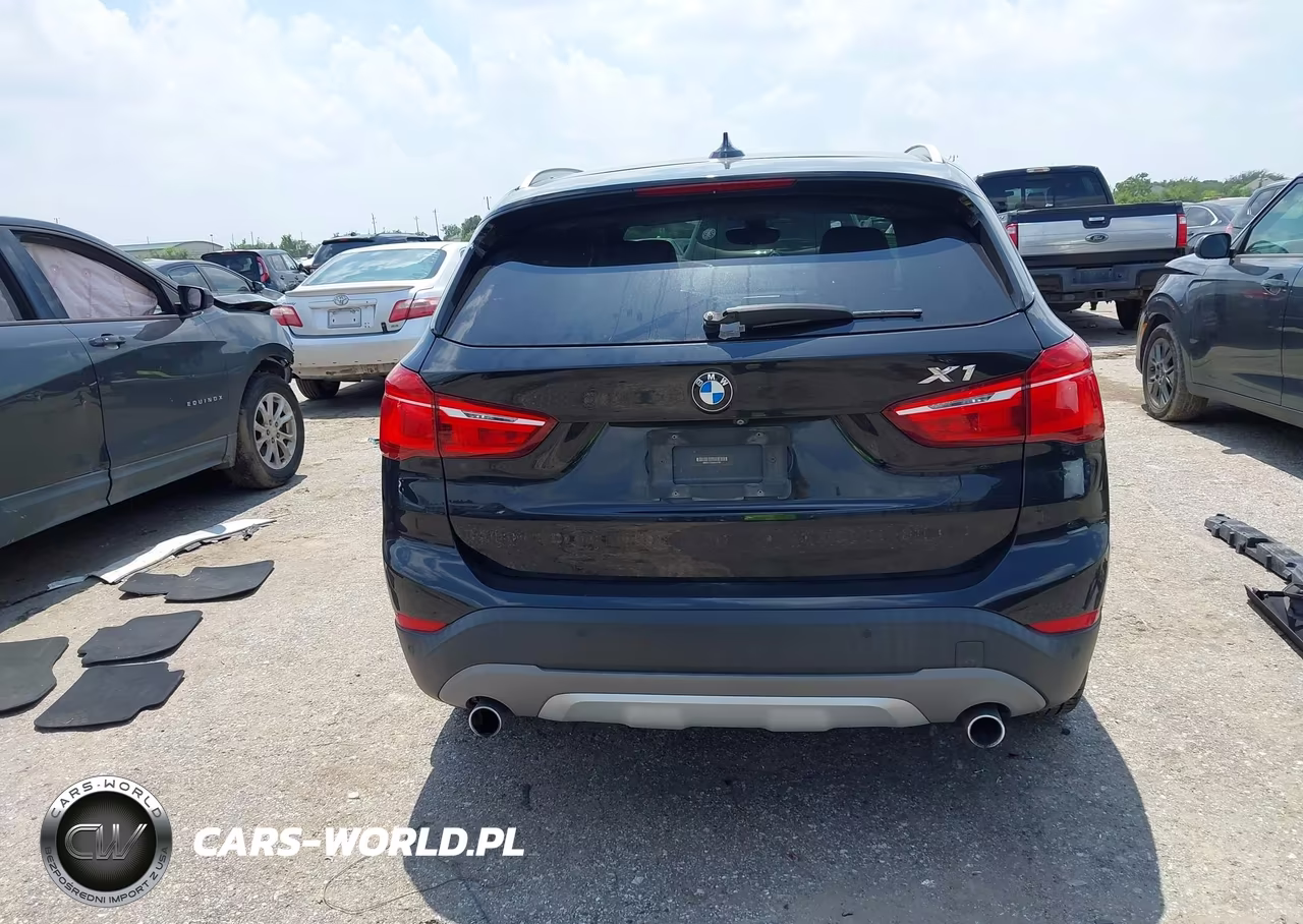 2017 BMW X1 Sdrive28I VIN:WBXHU7C33H5H37381 - 16