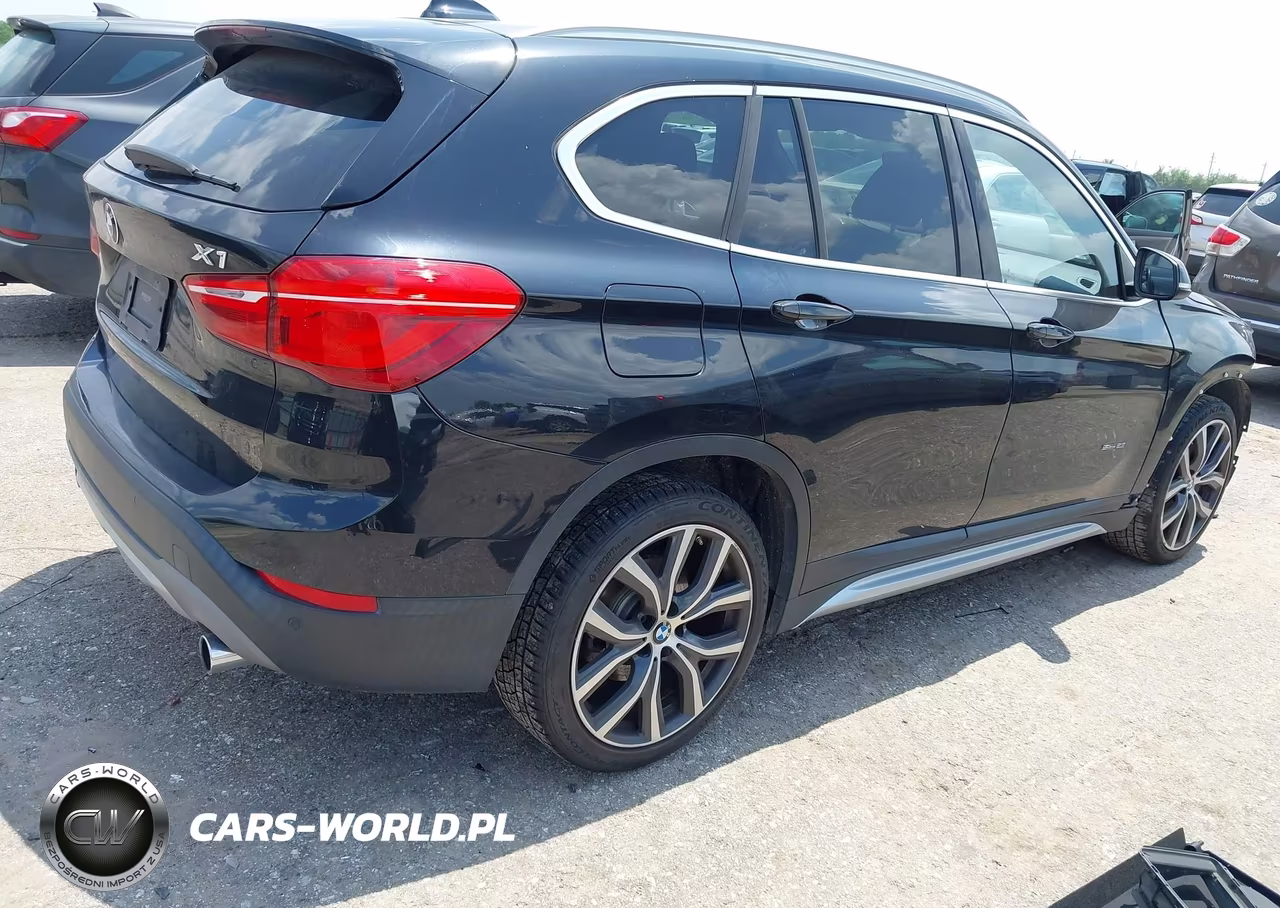 2017 BMW X1 Sdrive28I VIN:WBXHU7C33H5H37381 - 4