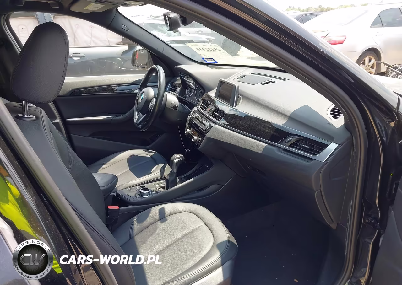 2017 BMW X1 Sdrive28I VIN:WBXHU7C33H5H37381 - 5