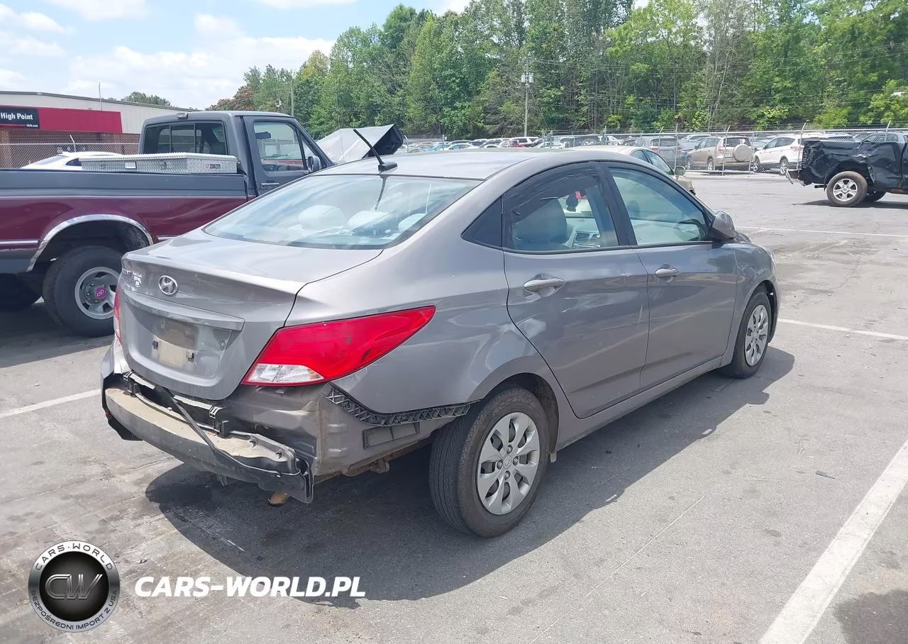2017 Hyundai Accent Se VIN:KMHCT4AE6HU377597 - 4