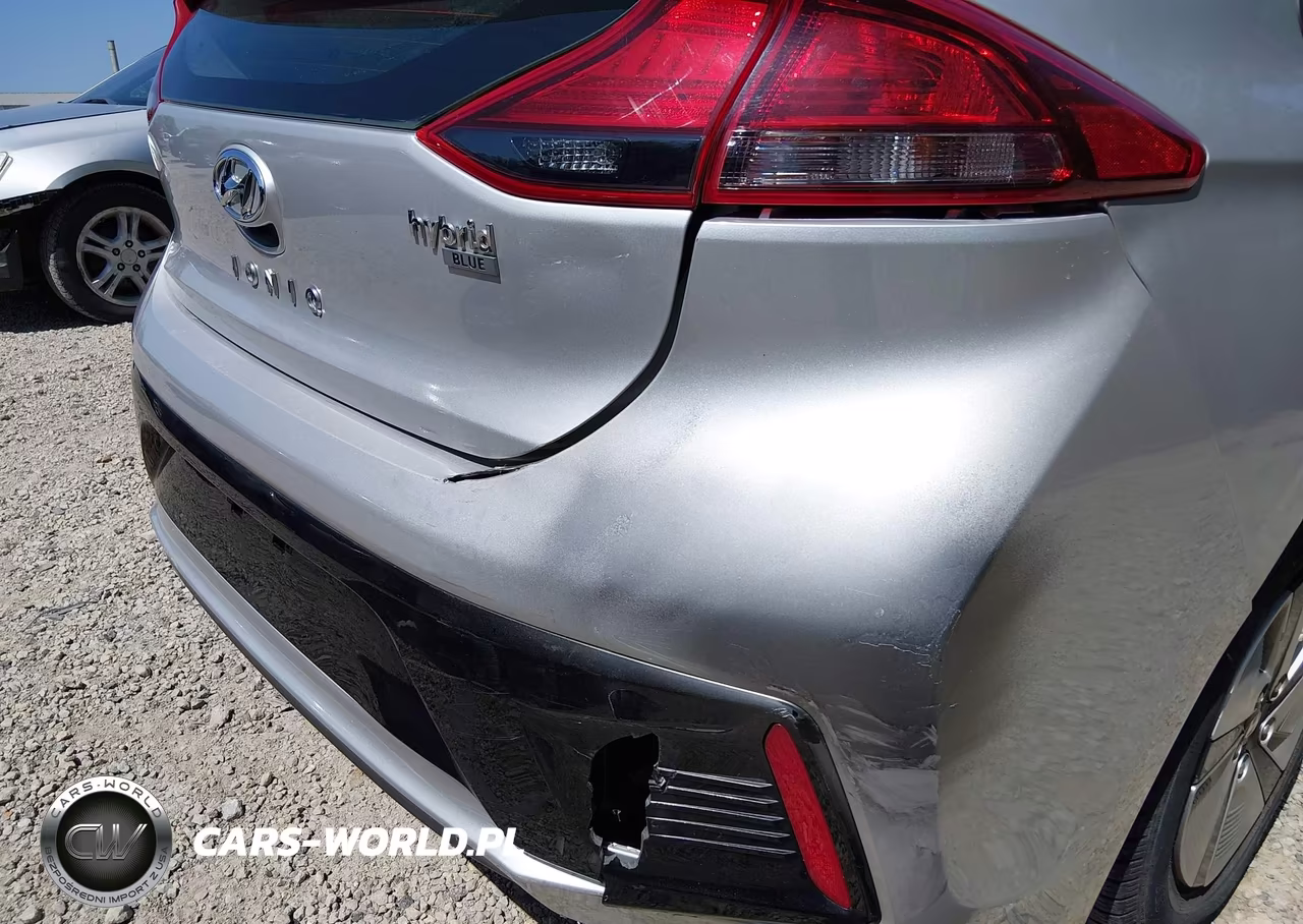 2018 Hyundai Ioniq Hybrid Blue VIN:KMHC65LC1JU060325 - 6