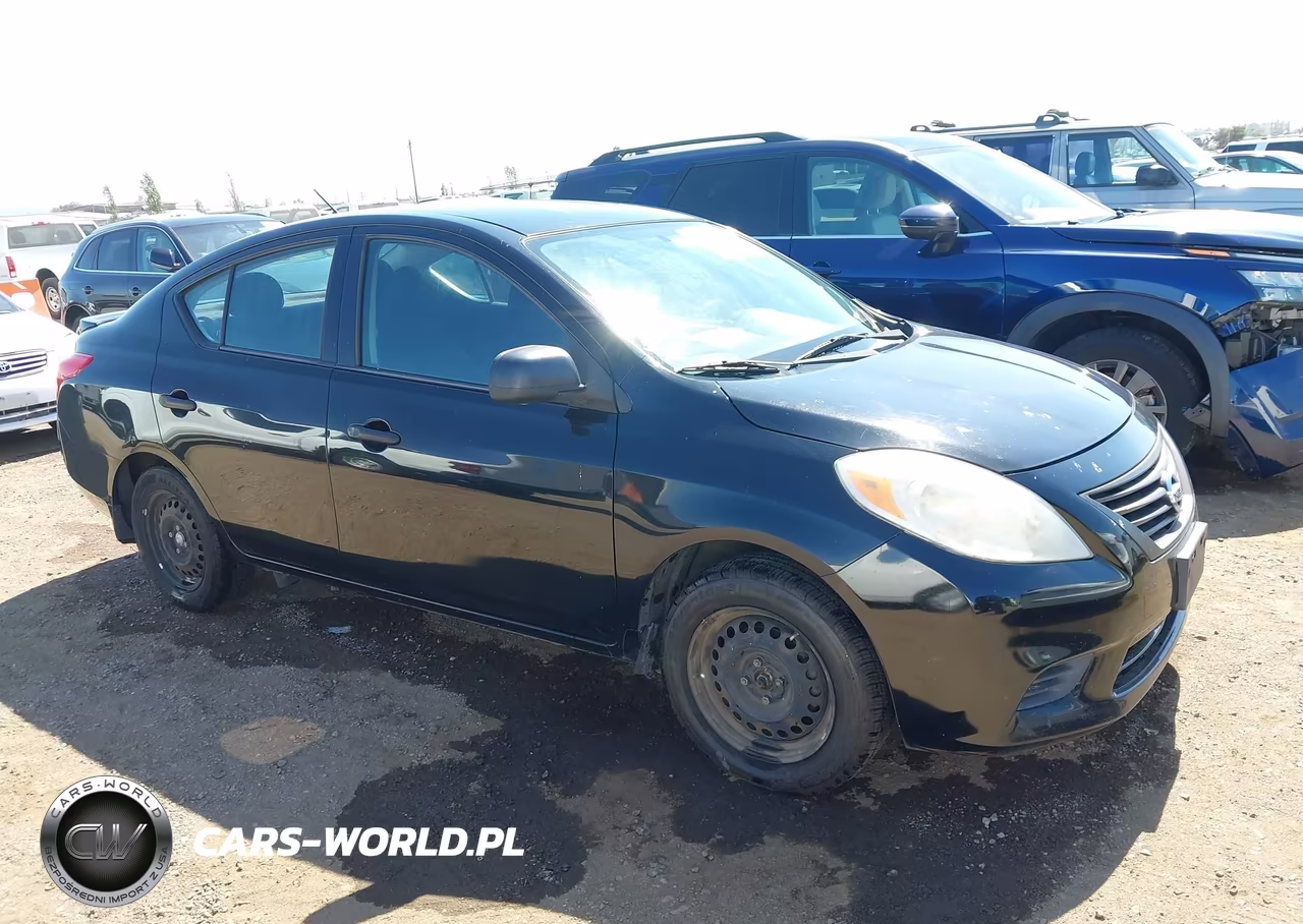 2014 Nissan Versa 1.6 S+