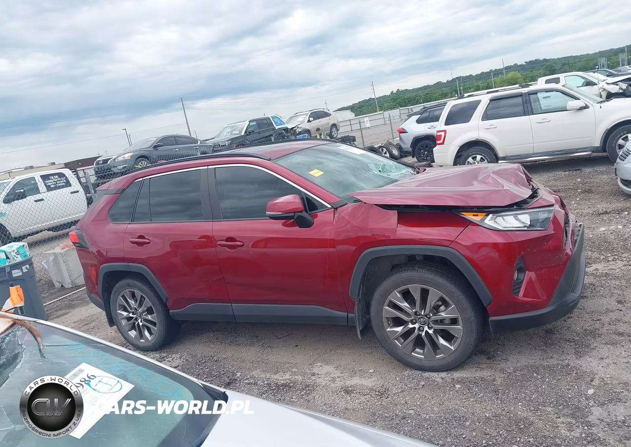 2019 Toyota Rav4 Xle Premium VIN:2T3C1RFV4KW049671 - 13