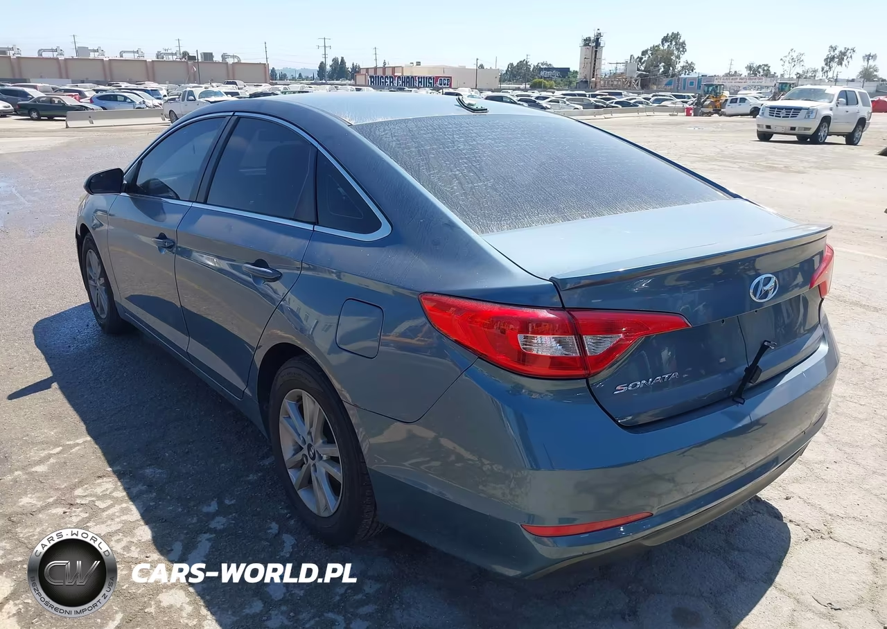 2015 Hyundai Sonata Se VIN:5NPE24AF4FH119577 - 3