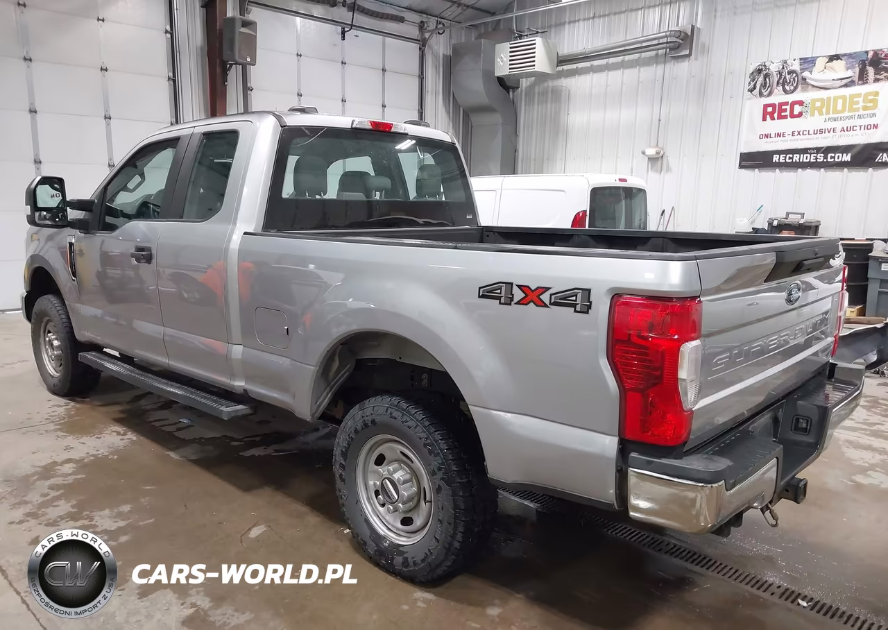 2020 Ford F-250 VIN:1FT7X2B62LEE63742 - 3