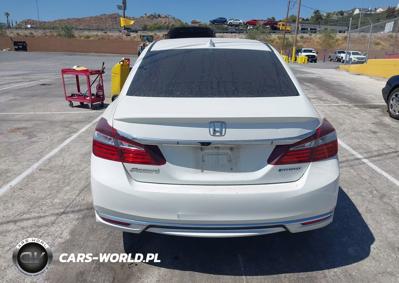 2017 Honda Accord Hybrid Ex-L VIN:JHMCR6F52HC000650 - 17