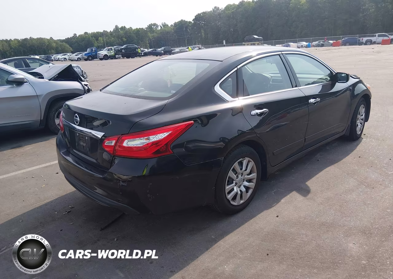 2016 Nissan Altima 2.5 S VIN:1N4AL3AP8GC214788 - 4