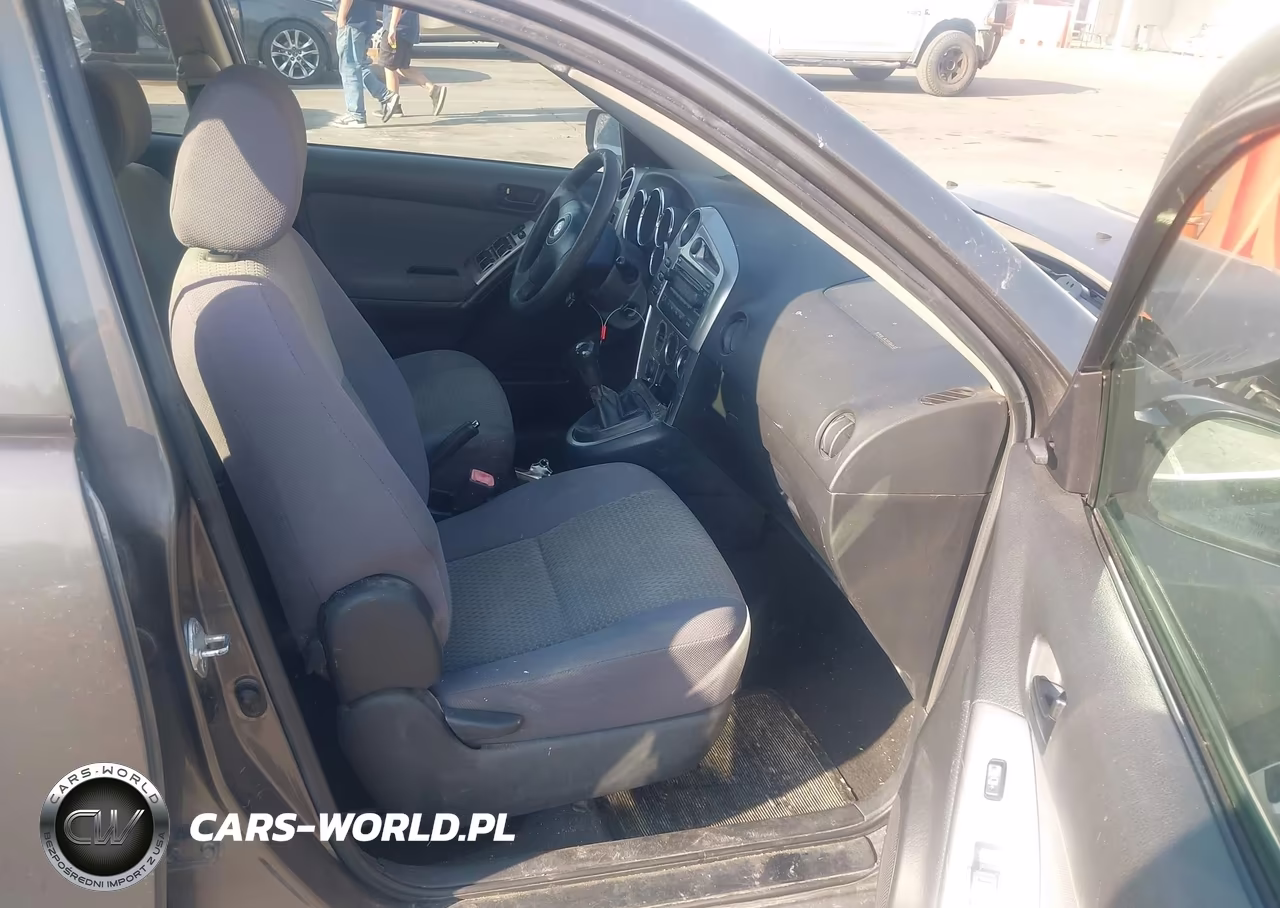 2005 Toyota Matrix VIN:2T1KR32E35C552145 - 5