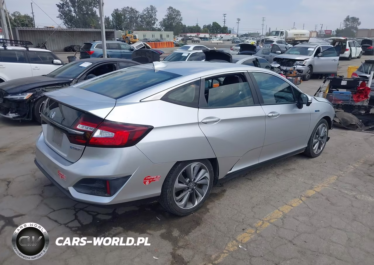 2018 Honda Clarity Plug-In Hybrid VIN:JHMZC5F11JC015620 - 4