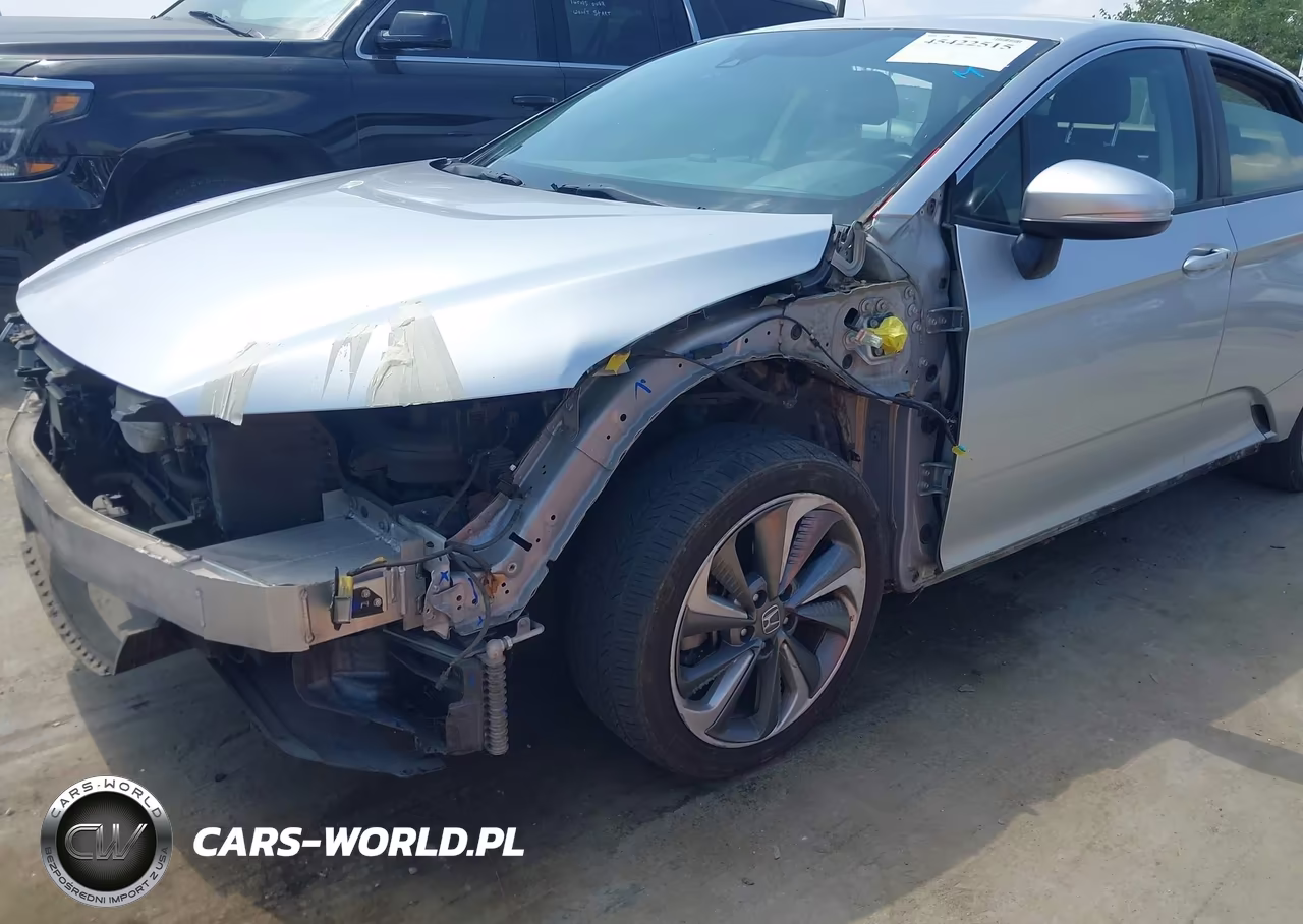 2018 Honda Clarity Plug-In Hybrid VIN:JHMZC5F11JC015620 - 6