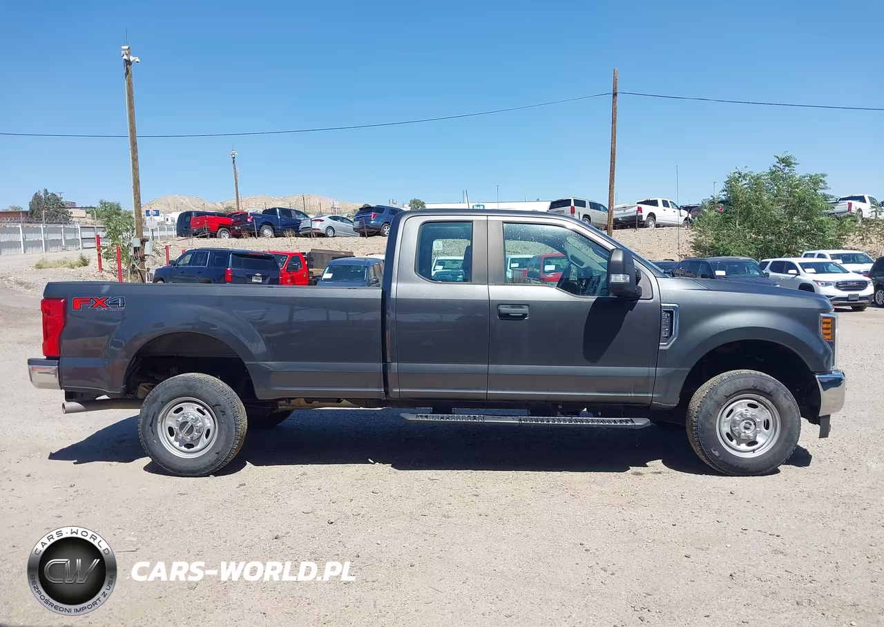 2018 Ford F-250 Lariat-Xl-Xlt VIN:1FT7X2B60JEC69952 - 18