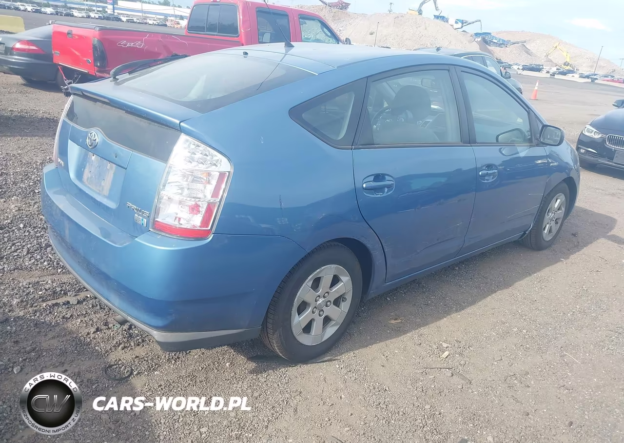 2009 Toyota Prius VIN:JTDKB20UX97888083 - 4