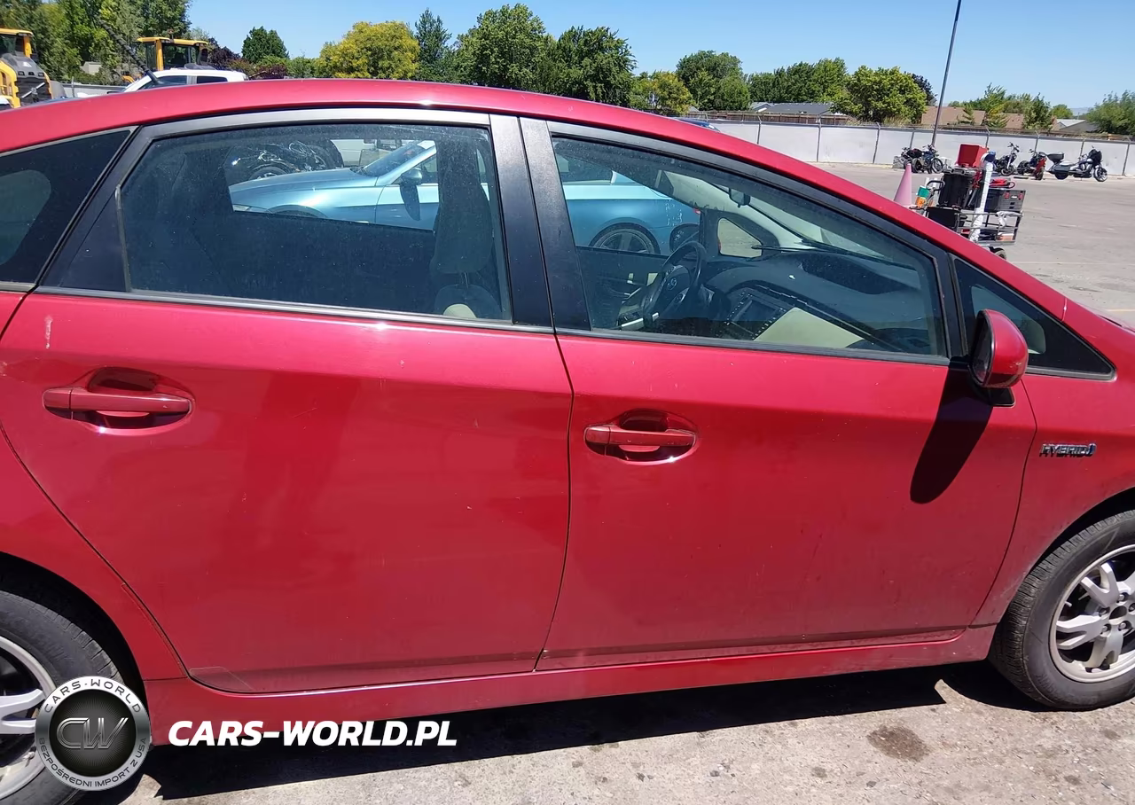 2011 Toyota Prius Three VIN:JTDKN3DU4B0261384 - 13