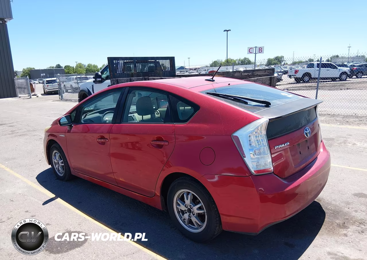 2011 Toyota Prius Three VIN:JTDKN3DU4B0261384 - 3