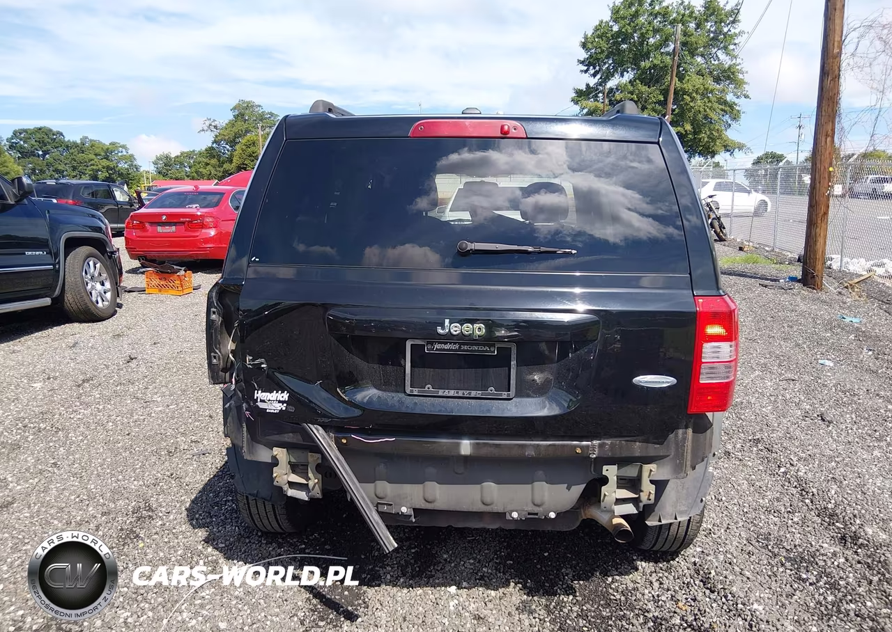 2013 Jeep Patriot Latitude VIN:1C4NJPFB4DD213245 - 17