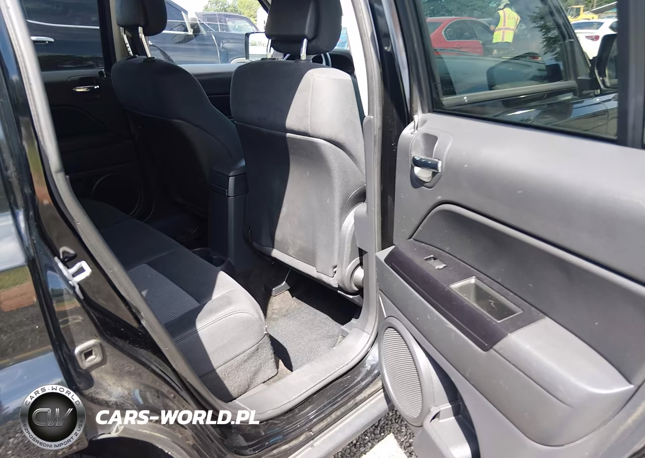 2013 Jeep Patriot Latitude VIN:1C4NJPFB4DD213245 - 8