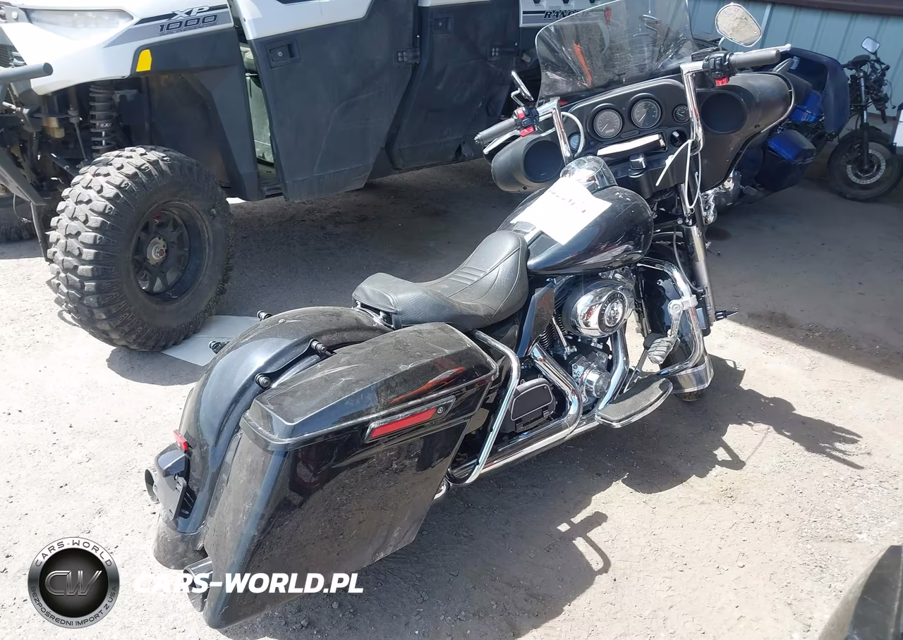 2012 Harley-Davidson Flhtp Police Electra Glide VIN:1HD1FMM14CB638885 - 4