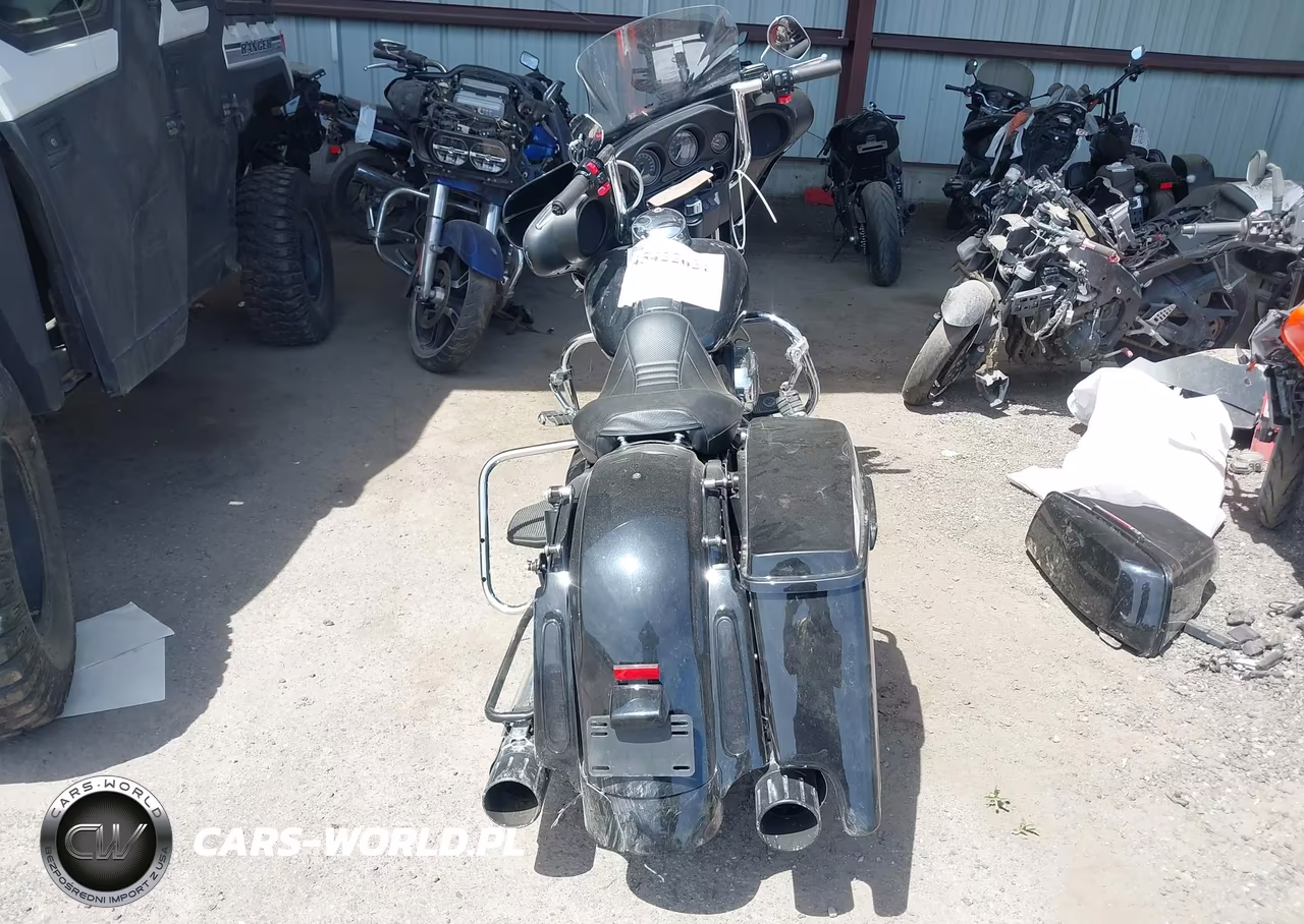 2012 Harley-Davidson Flhtp Police Electra Glide VIN:1HD1FMM14CB638885 - 6
