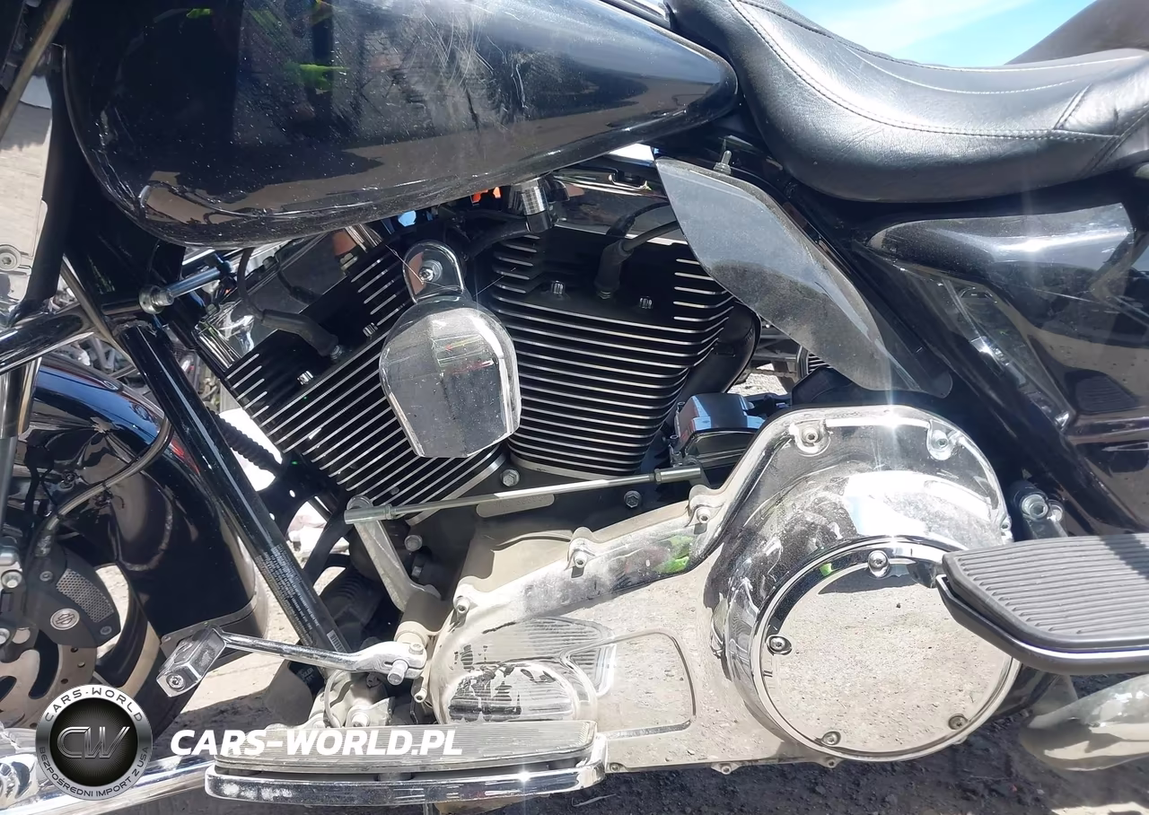 2012 Harley-Davidson Flhtp Police Electra Glide VIN:1HD1FMM14CB638885 - 9