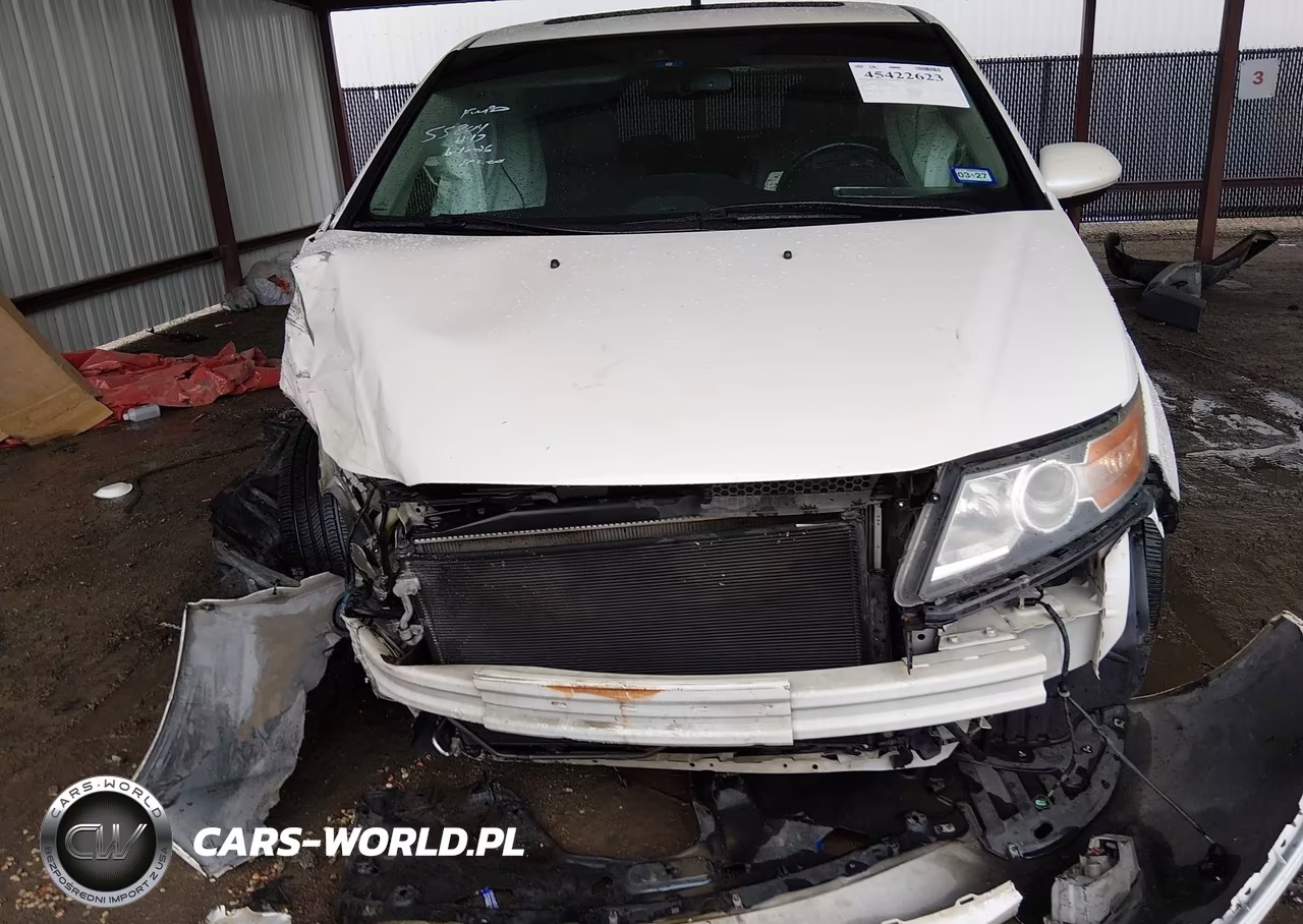 2015 Honda Odyssey Touring-Touring Elite VIN:5FNRL5H92FB118463 - 11