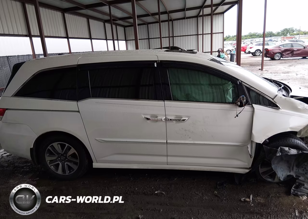 2015 Honda Odyssey Touring-Touring Elite VIN:5FNRL5H92FB118463 - 12