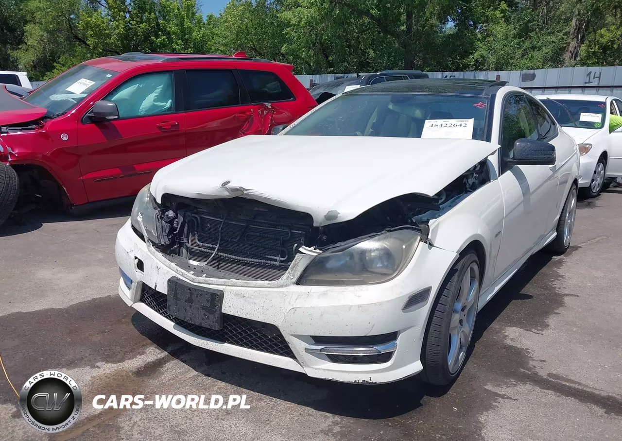 2012 Mercedes-Benz C 250 VIN:WDDGJ4HB4CF847832 - 6