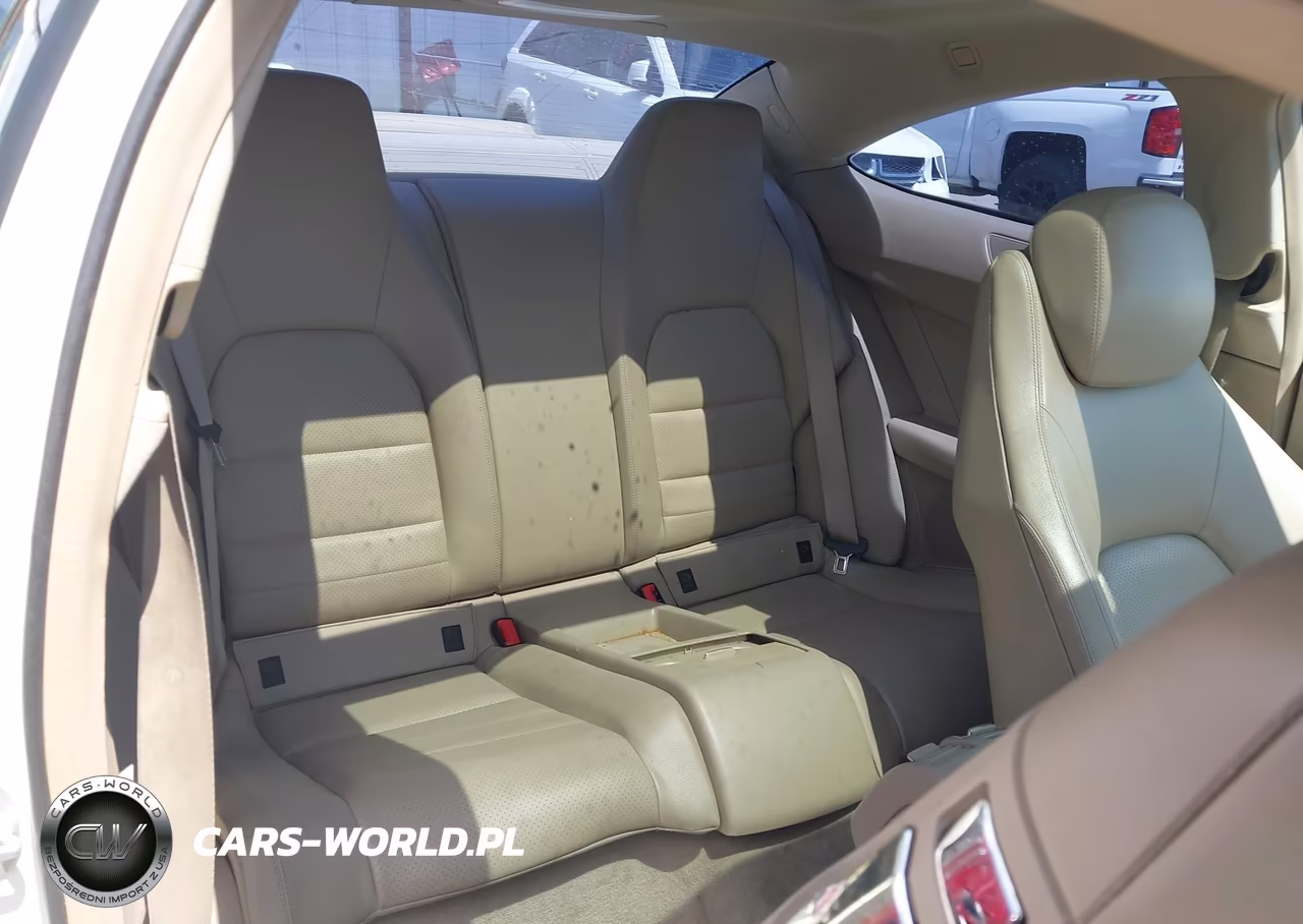 2012 Mercedes-Benz C 250 VIN:WDDGJ4HB4CF847832 - 8