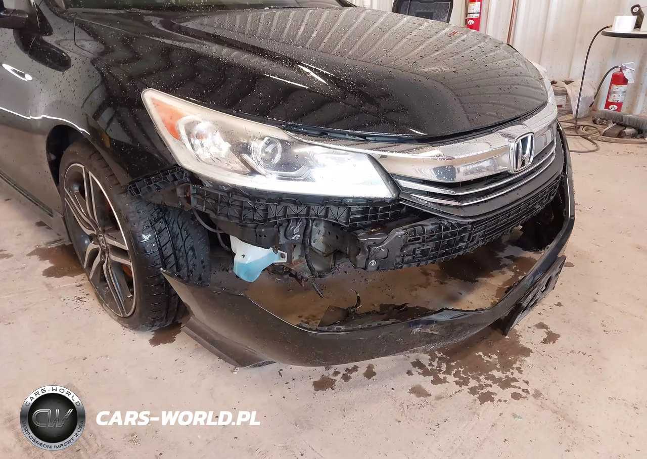 2017 Honda Accord Sport VIN:1HGCR2F53HA182673 - 6