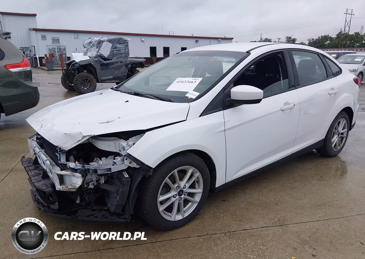 2018 Ford Focus Se VIN:1FADP3F23JL212548 - 2