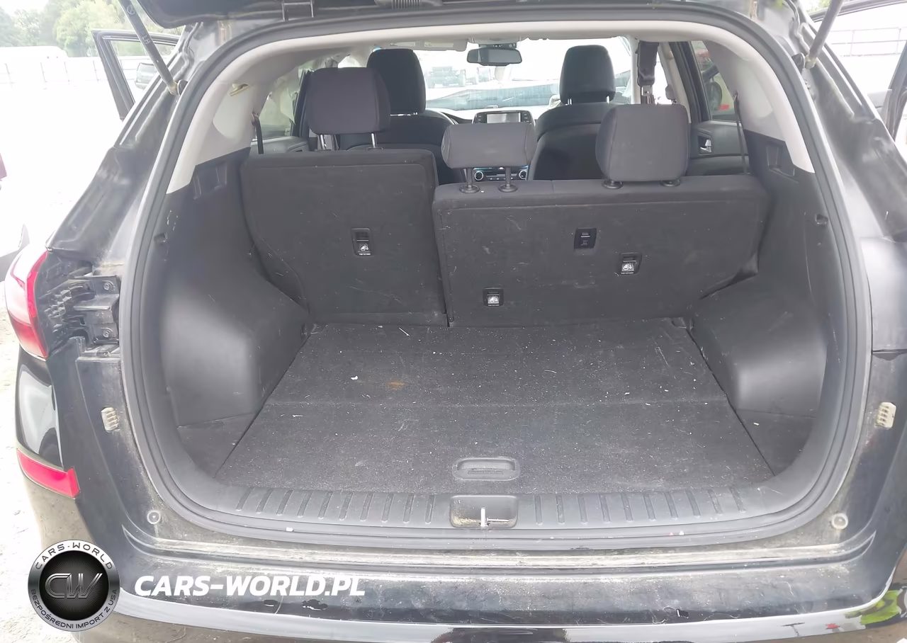 2021 Hyundai Tucson Value VIN:KM8J33A43MU366043 - 18