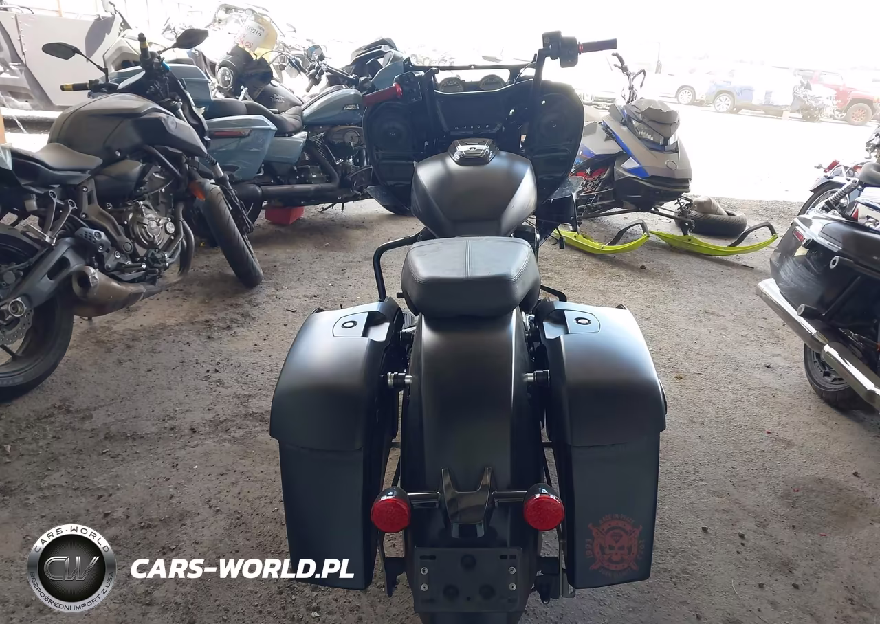 2022 Indian Motorcycle Co. Challenger Dark Horse VIN:56KLCCRR9N3405944 - 6