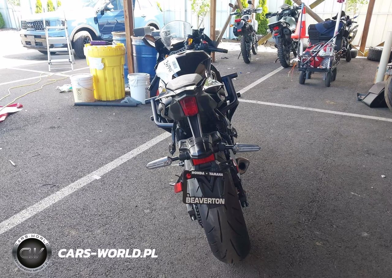 2026 Yamaha Yzfr7 VIN:JYARM60E2TA004913 - 6