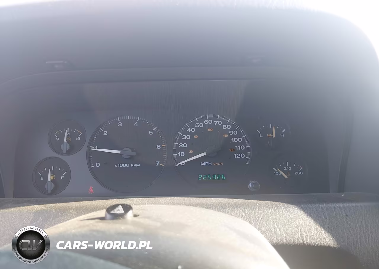 2004 Jeep Grand Cherokee Laredo VIN:1J4GX48S94C401200 - 7
