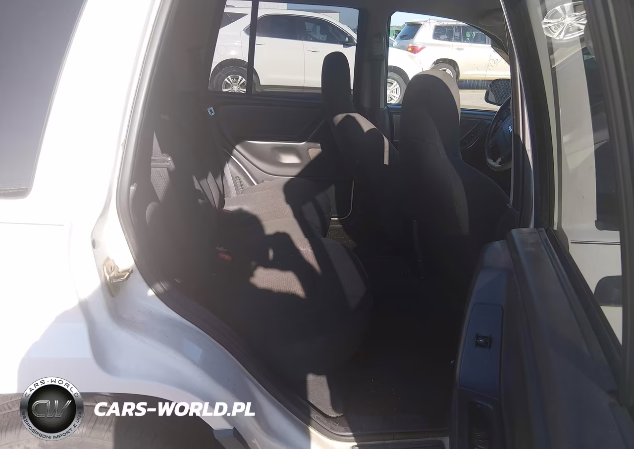 2004 Jeep Grand Cherokee Laredo VIN:1J4GX48S94C401200 - 8