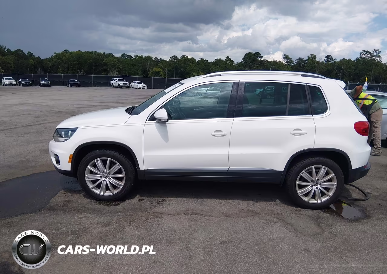 2012 Volkswagen Tiguan Le-S-Se-Sel VIN:WVGAV7AX4CW531273 - 14