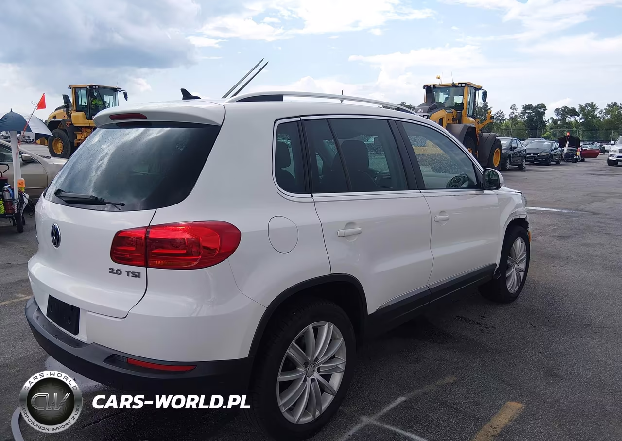 2012 Volkswagen Tiguan Le-S-Se-Sel VIN:WVGAV7AX4CW531273 - 4