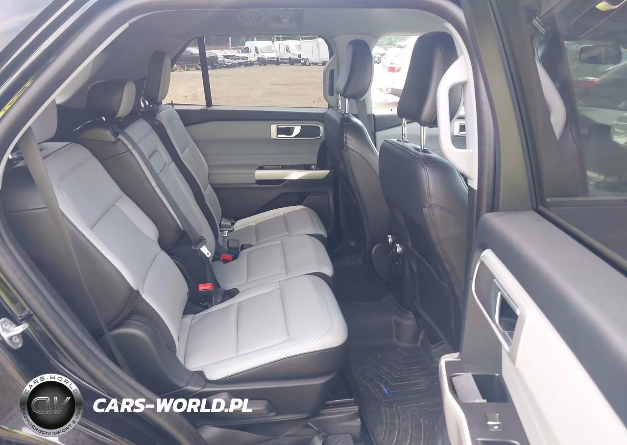 2021 Ford Explorer Xlt VIN:1FMSK8DH1MGB12767 - 8