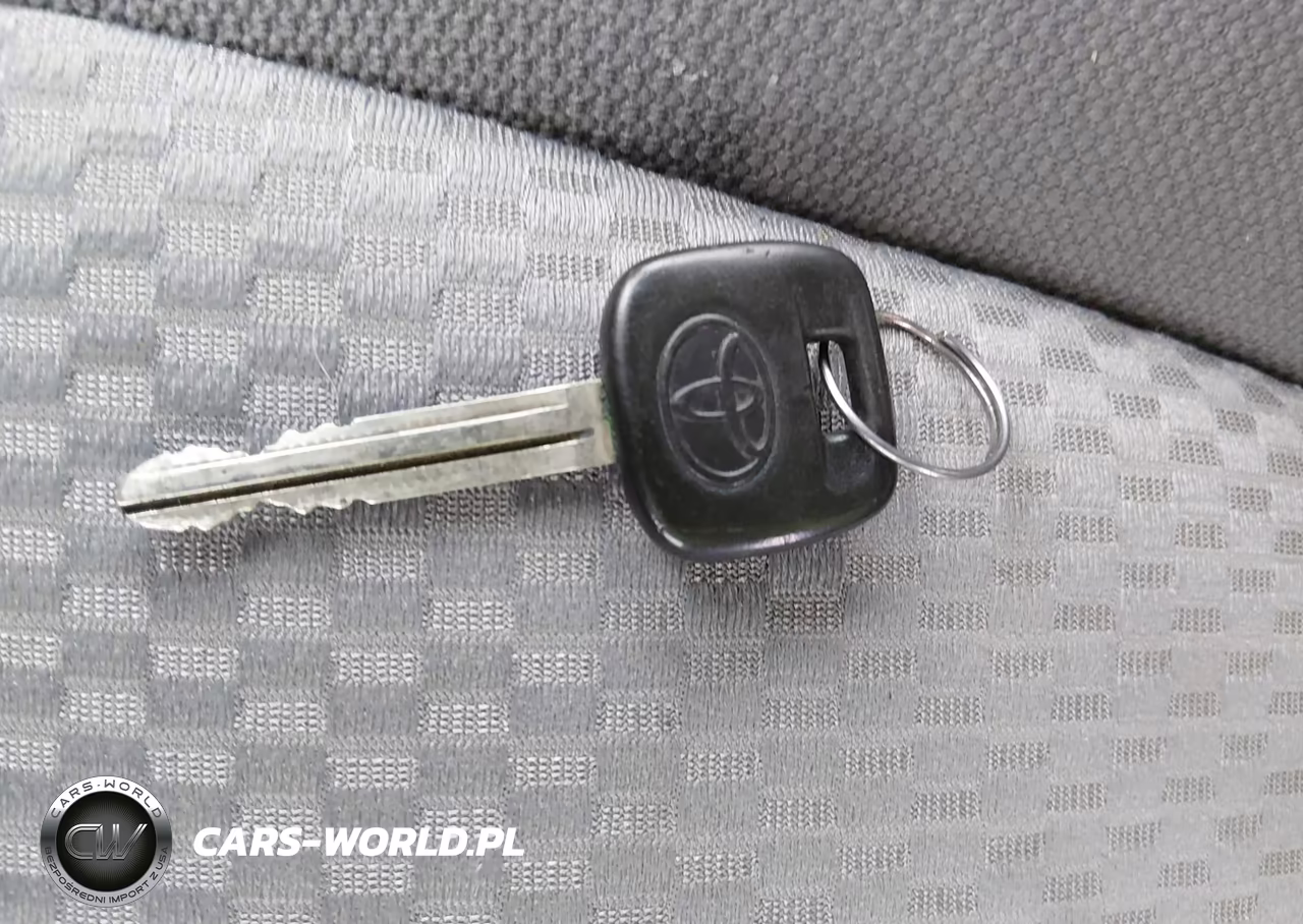 2013 Toyota Tacoma VIN:5TFTX4CN2DX022490 - 11