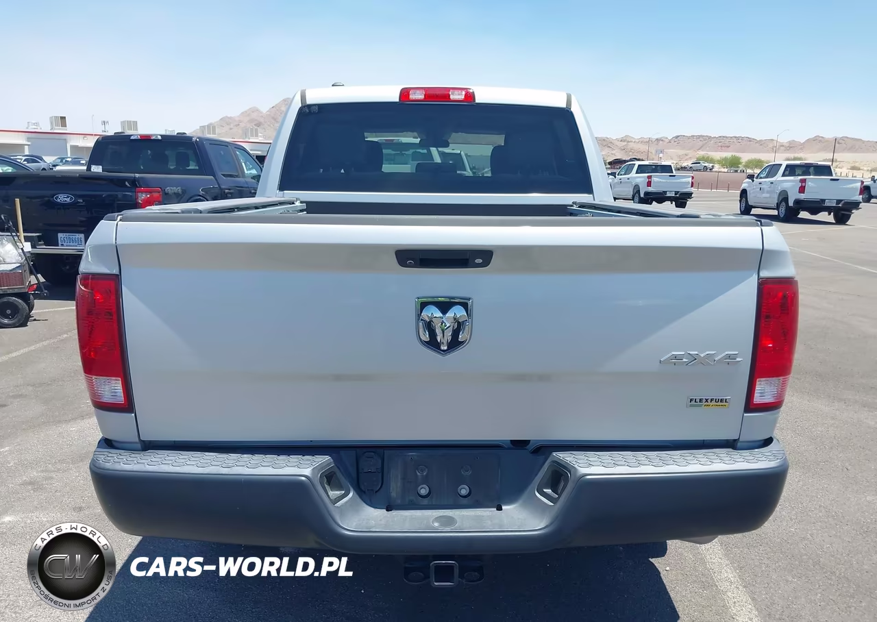 2018 Ram 1500 Tradesman 4X4 5'7 Box VIN:1C6RR7KG9JS306580 - 19