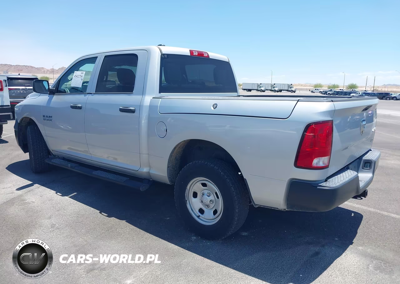 2018 Ram 1500 Tradesman 4X4 5'7 Box VIN:1C6RR7KG9JS306580 - 3