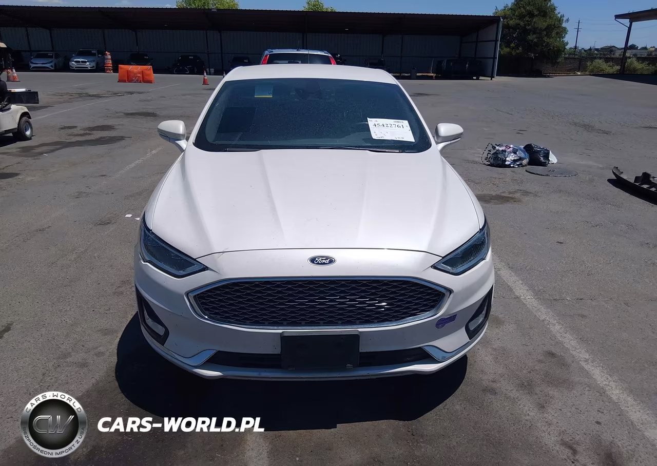2019 Ford Fusion Energi Titanium VIN:3FA6P0SU7KR177837 - 13