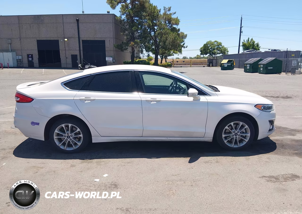 2019 Ford Fusion Energi Titanium VIN:3FA6P0SU7KR177837 - 14