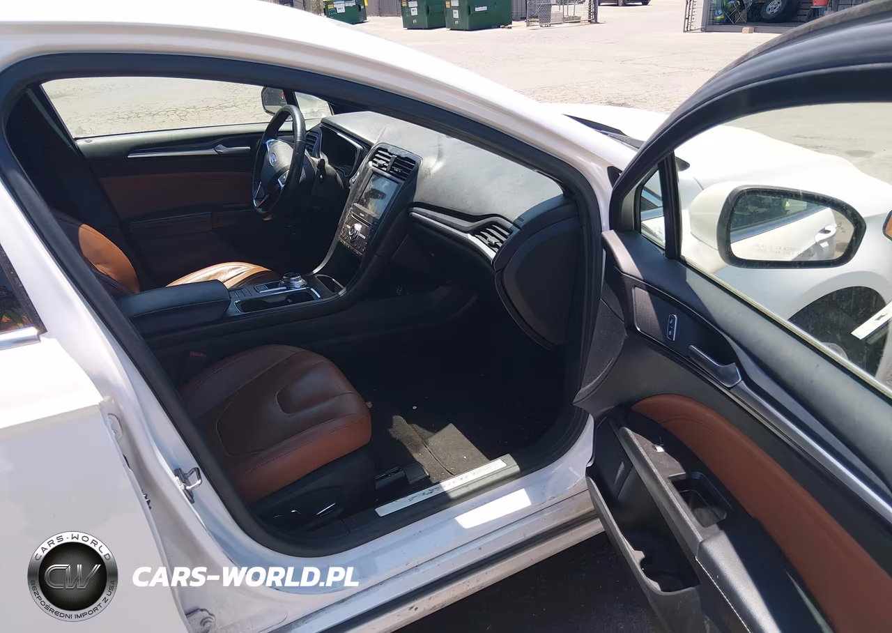 2019 Ford Fusion Energi Titanium VIN:3FA6P0SU7KR177837 - 5