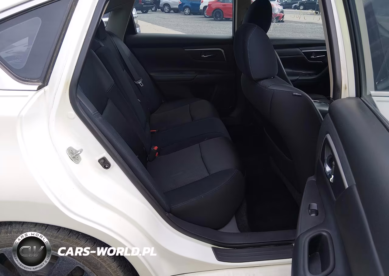 2017 Nissan Altima 2.5 Sr VIN:1N4AL3AP8HC184709 - 8