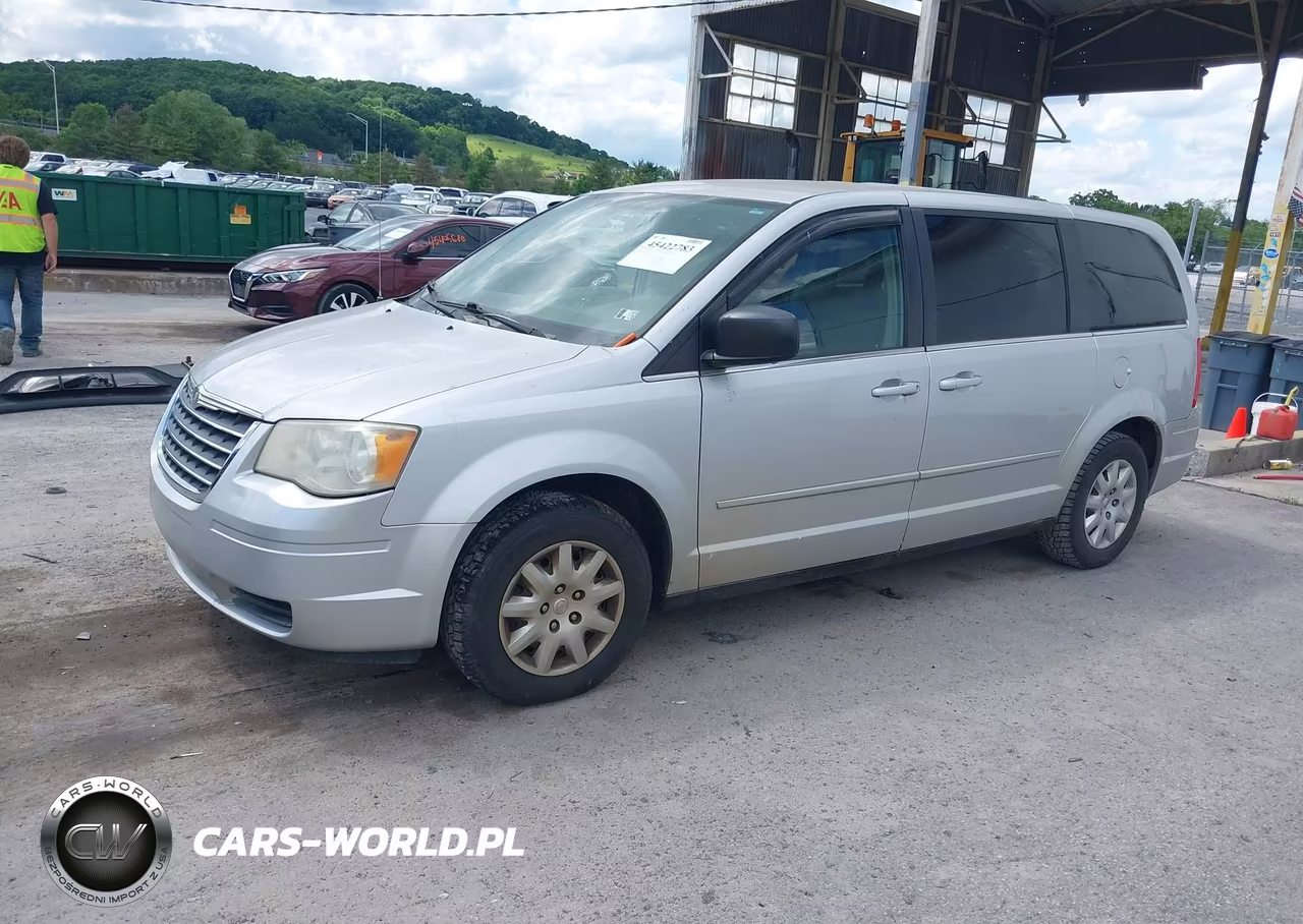 2009 Chrysler Town & Country Lx VIN:2A8HR44E89R526684 - 2