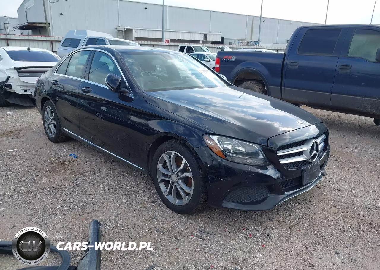 2015 Mercedes-Benz C 300