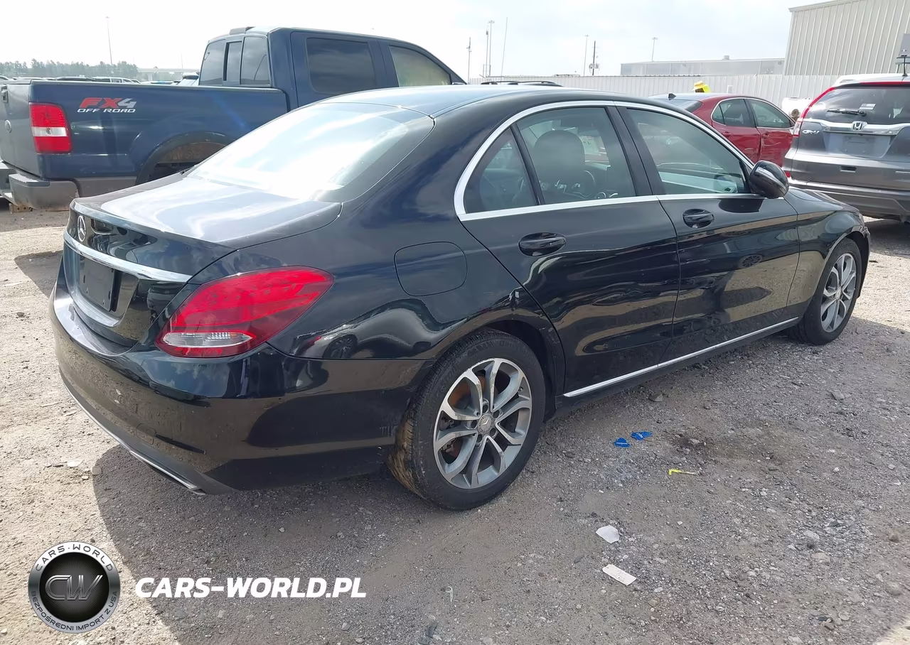 2015 Mercedes-Benz C 300 VIN:55SWF4JBXFU074504 - 4