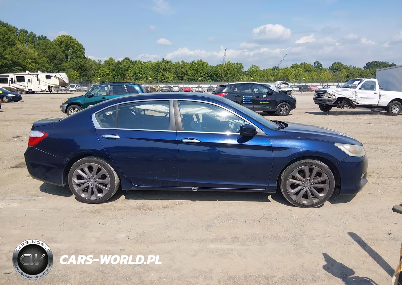 2013 Honda Accord Sport VIN:1HGCR2F50DA060699 - 14